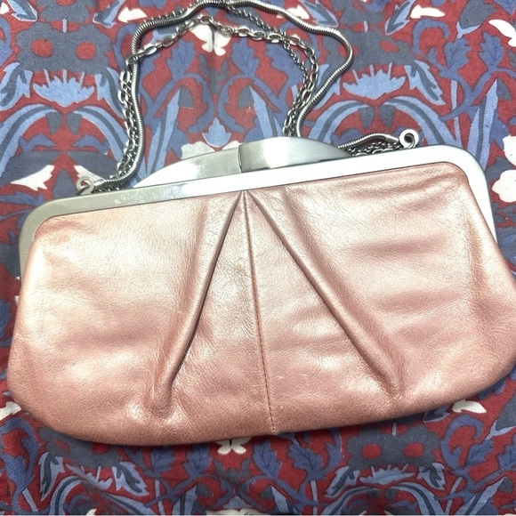 HOBO International Vintage Hayley Wallet Clutch in ballet pink - Picture 3 of 9